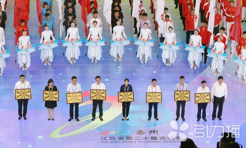 张家港举重运动员刘海峰_张家港女举重冠军_张家港举重冠军女子是谁