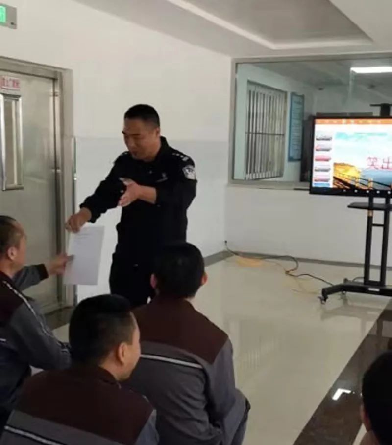 钳工的操作技能_钳工的技术绝活表演_钳工生活小技巧